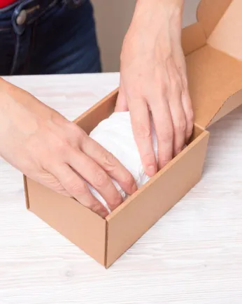 hand packing